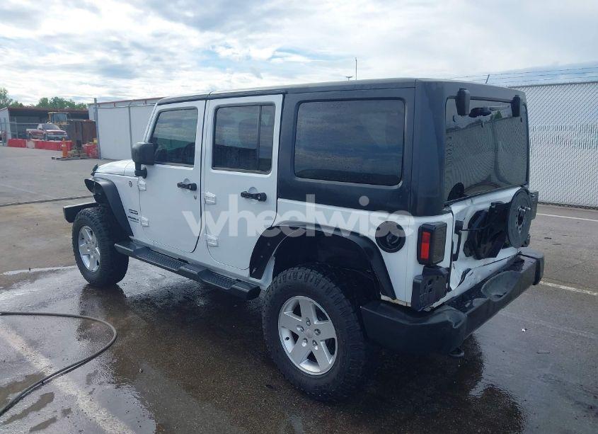 Photo 3 of 2013 Jeep Wrangler UNLIMITED SPORT (VIN 1C4BJWDG4DL599151)