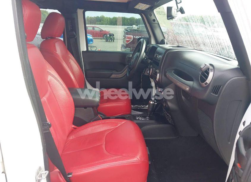 Photo 5 of 2013 Jeep Wrangler UNLIMITED SPORT (VIN 1C4BJWDG4DL599151)