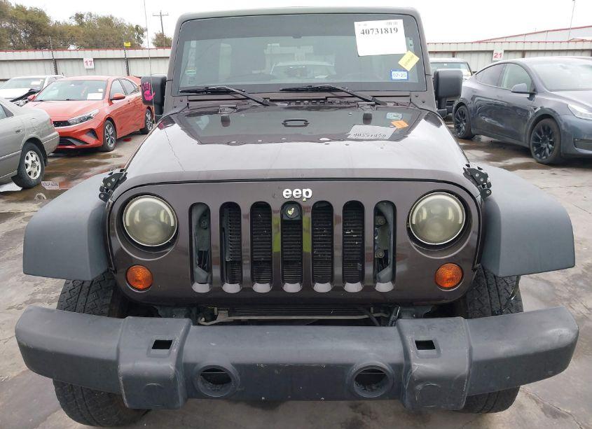 Photo 13 of 2013 Jeep Wrangler UNLIMITED SPORT (VIN 1C4BJWDG4DL678092)