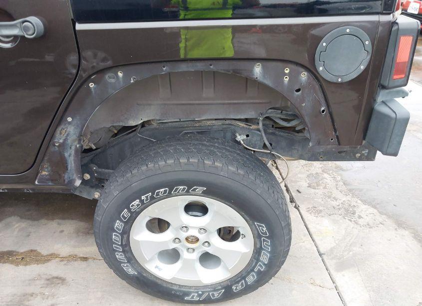 Photo 18 of 2013 Jeep Wrangler UNLIMITED SPORT (VIN 1C4BJWDG4DL678092)