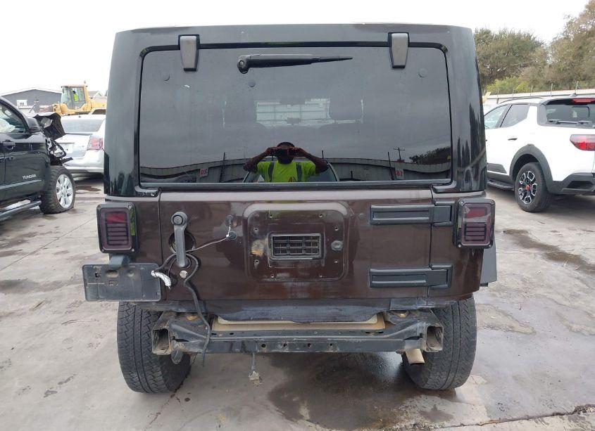 Photo 6 of 2013 Jeep Wrangler UNLIMITED SPORT (VIN 1C4BJWDG4DL678092)