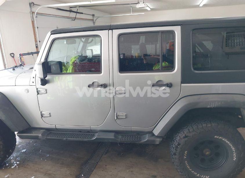 Photo 15 of 2014 Jeep Wrangler UNLIMITED SPORT (VIN 1C4BJWDG4EL156774)