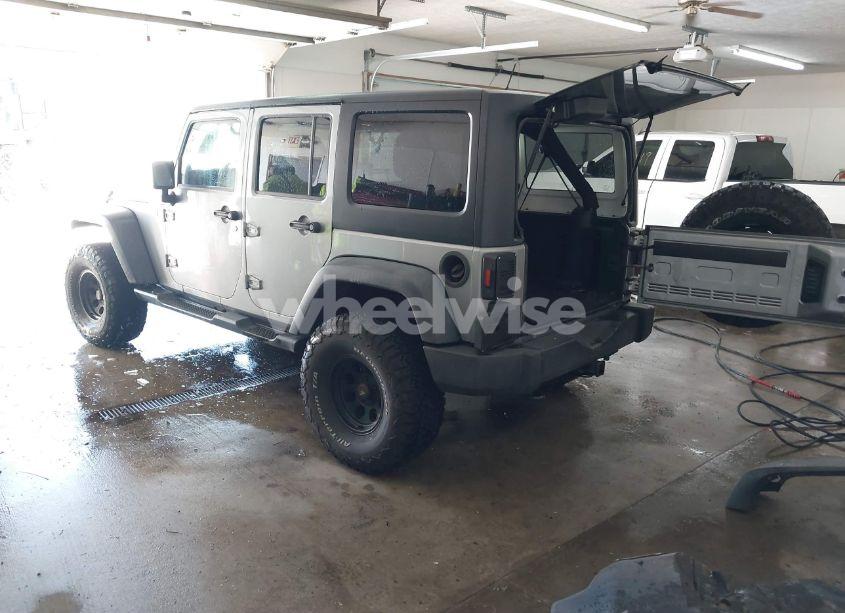 Photo 3 of 2014 Jeep Wrangler UNLIMITED SPORT (VIN 1C4BJWDG4EL156774)