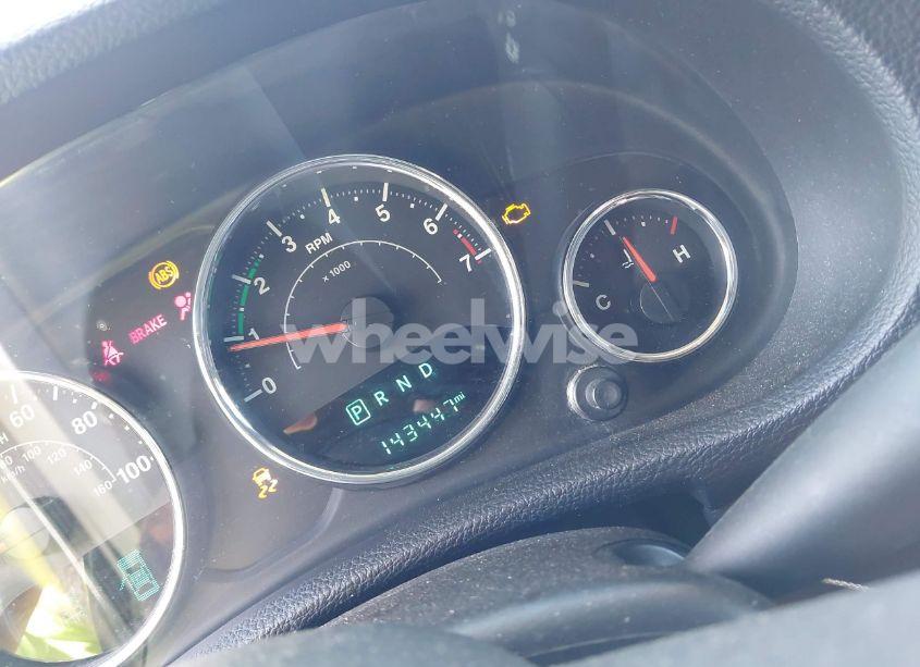 Photo 15 of 2014 Jeep Wrangler UNLIMITED SPORT (VIN 1C4BJWDG4EL295044)