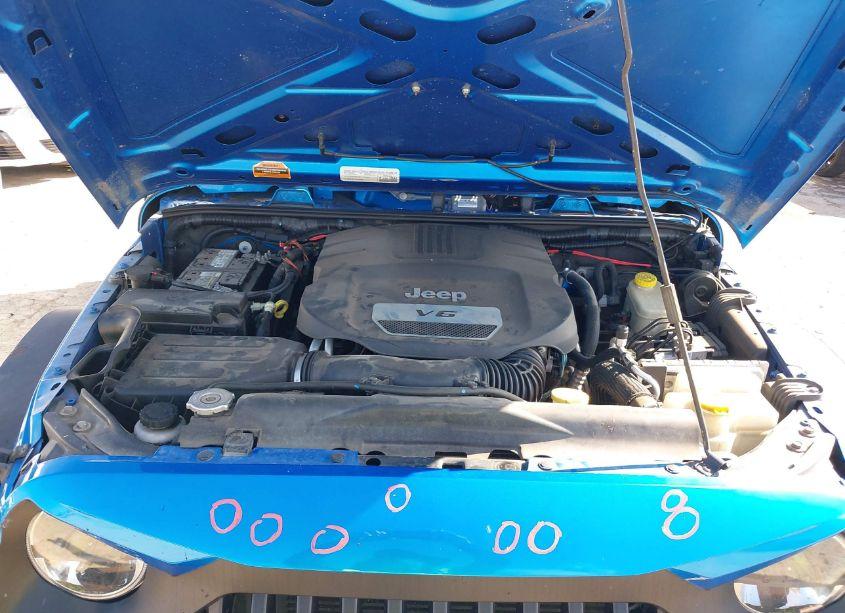 Photo 10 of 2015 Jeep Wrangler UNLIMITED SPORT (VIN 1C4BJWDG4FL506969)