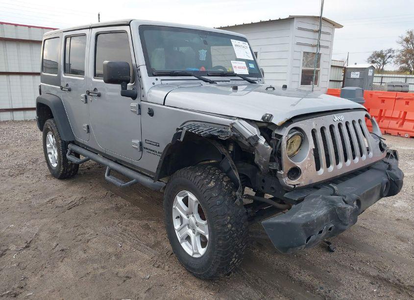 2015 Jeep Wrangler UNLIMITED SPORT (VIN 1C4BJWDG4FL520225) main photo