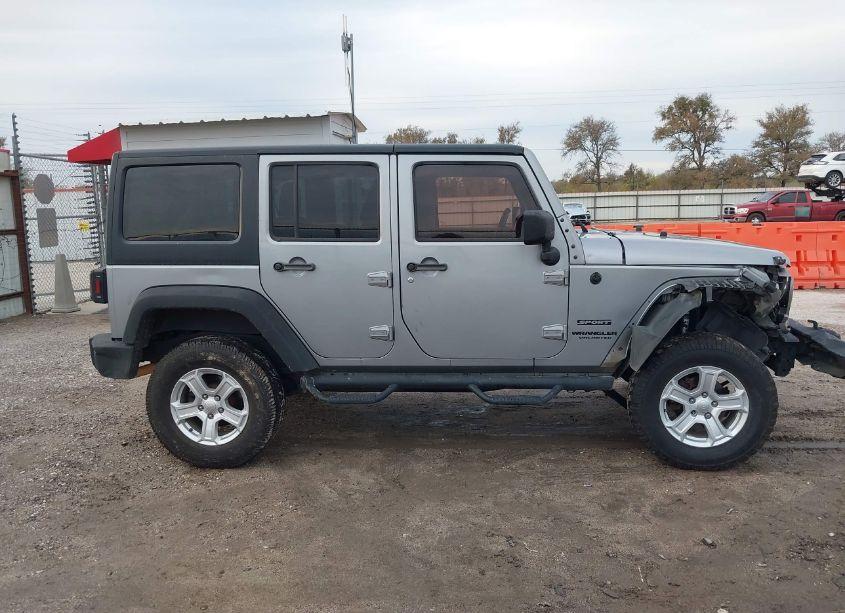 Photo 13 of 2015 Jeep Wrangler UNLIMITED SPORT (VIN 1C4BJWDG4FL520225)
