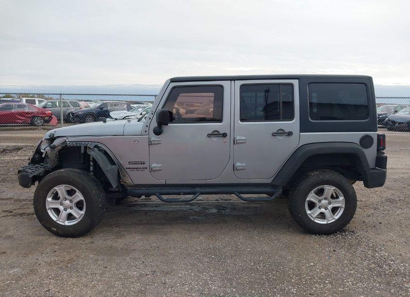 Photo 14 of 2015 Jeep Wrangler UNLIMITED SPORT (VIN 1C4BJWDG4FL520225)