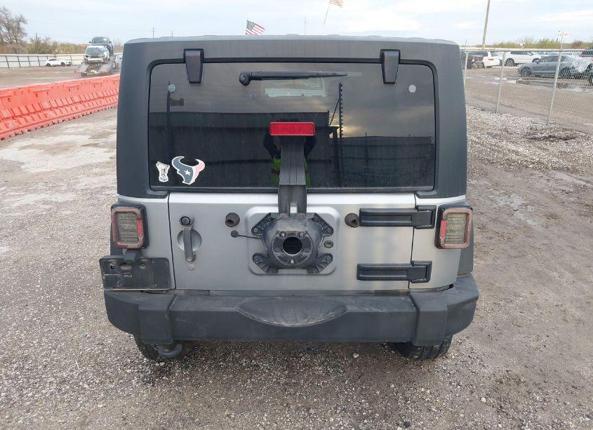 Photo 16 of 2015 Jeep Wrangler UNLIMITED SPORT (VIN 1C4BJWDG4FL520225)