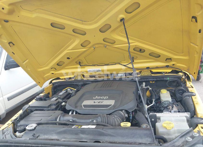 Photo 10 of 2015 Jeep Wrangler UNLIMITED WILLYS WHEELER (VIN 1C4BJWDG4FL581994)