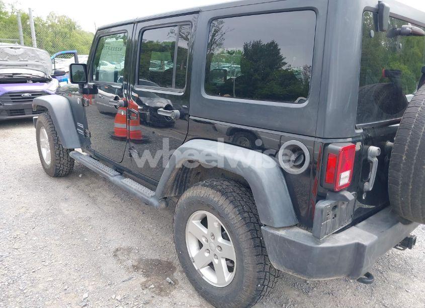Photo 3 of 2015 Jeep Wrangler UNLIMITED SPORT (VIN 1C4BJWDG4FL668407)