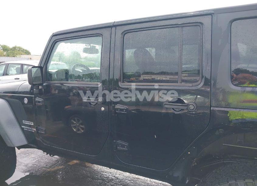 Photo 15 of 2015 Jeep Wrangler UNLIMITED SPORT (VIN 1C4BJWDG4FL687829)