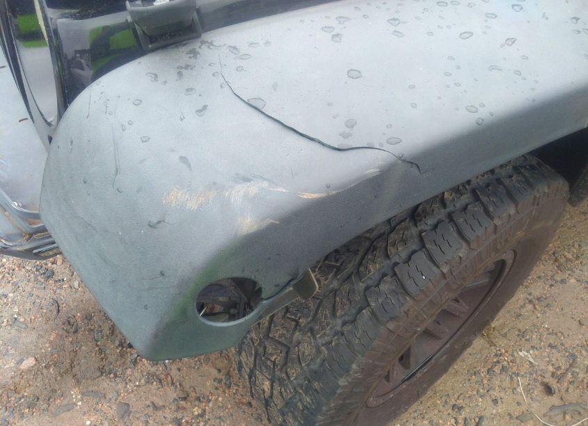 Photo 6 of 2015 Jeep Wrangler UNLIMITED SPORT (VIN 1C4BJWDG4FL737614)