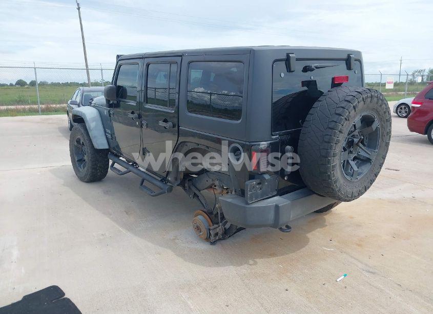 Photo 3 of 2016 Jeep Wrangler UNLIMITED SPORT (VIN 1C4BJWDG4GL103477)