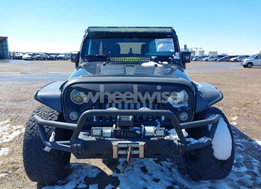 Photo 12 of 2016 Jeep Wrangler UNLIMITED SPORT (VIN 1C4BJWDG4GL106122)