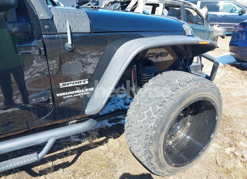 Photo 6 of 2016 Jeep Wrangler UNLIMITED SPORT (VIN 1C4BJWDG4GL106122)