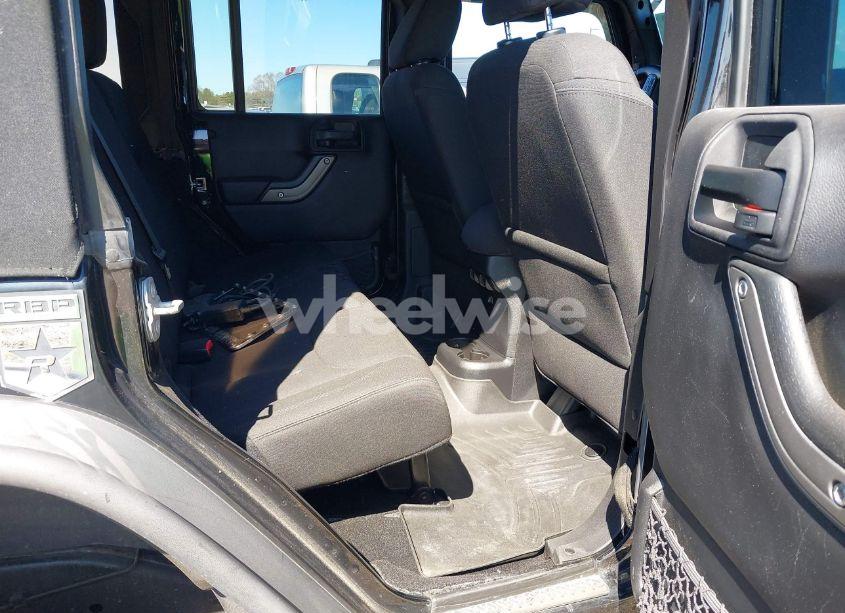 Photo 8 of 2016 Jeep Wrangler UNLIMITED SPORT (VIN 1C4BJWDG4GL106122)