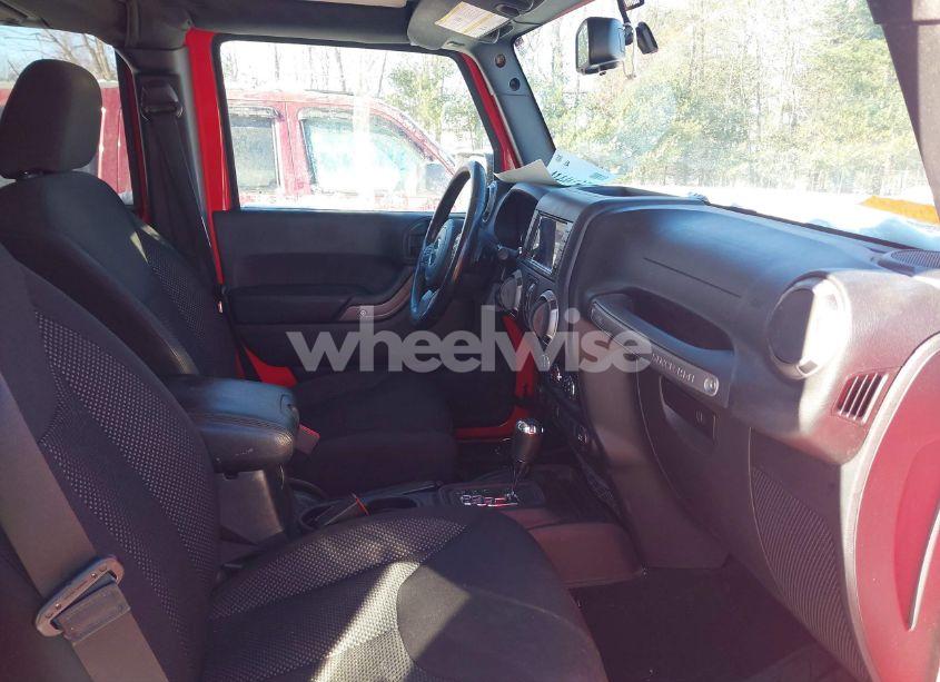 Photo 5 of 2016 Jeep Wrangler UNLIMITED BLACK BEAR (VIN 1C4BJWDG4GL142148)