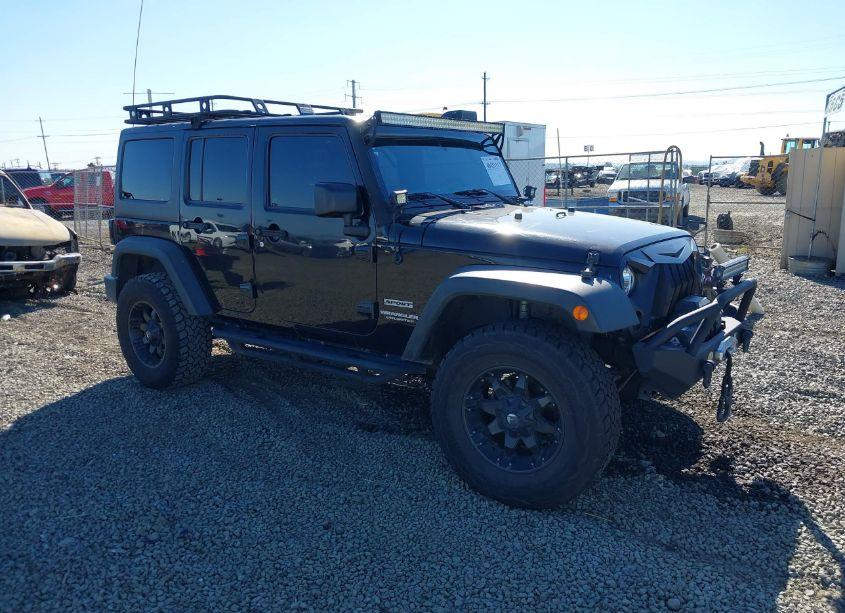 2016 Jeep Wrangler UNLIMITED SPORT (VIN 1C4BJWDG4GL145115) main photo