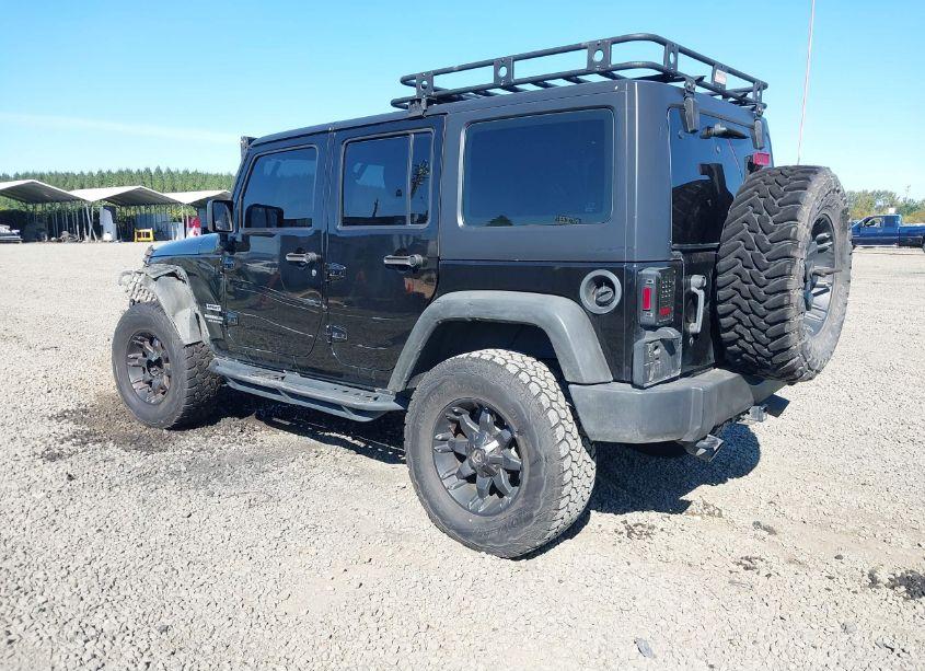 Photo 3 of 2016 Jeep Wrangler UNLIMITED SPORT (VIN 1C4BJWDG4GL145115)