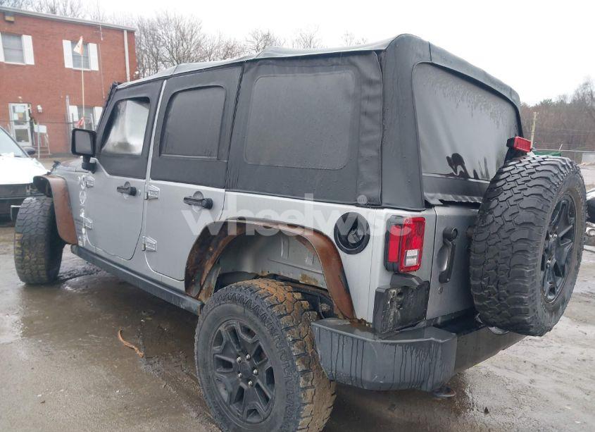 Photo 3 of 2016 Jeep Wrangler UNLIMITED WILLYS WHEELER (VIN 1C4BJWDG4GL204728)