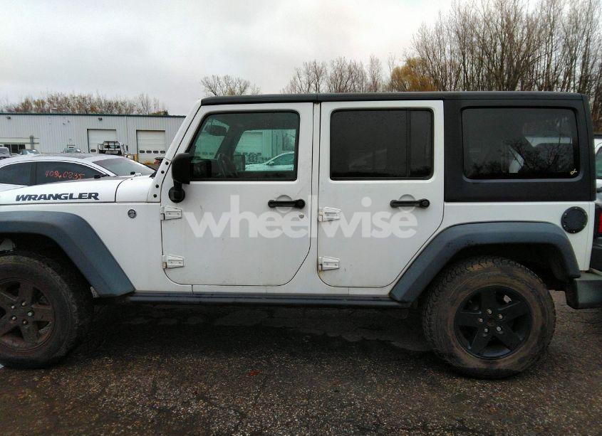 Photo 14 of 2016 Jeep Wrangler UNLIMITED BLACK BEAR (VIN 1C4BJWDG4GL214014)