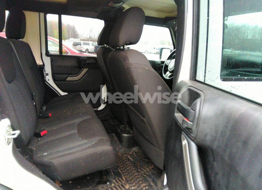 Photo 8 of 2016 Jeep Wrangler UNLIMITED BLACK BEAR (VIN 1C4BJWDG4GL214014)