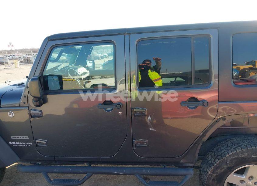 Photo 14 of 2017 Jeep Wrangler UNLIMITED SPORT (VIN 1C4BJWDG4HL634468)