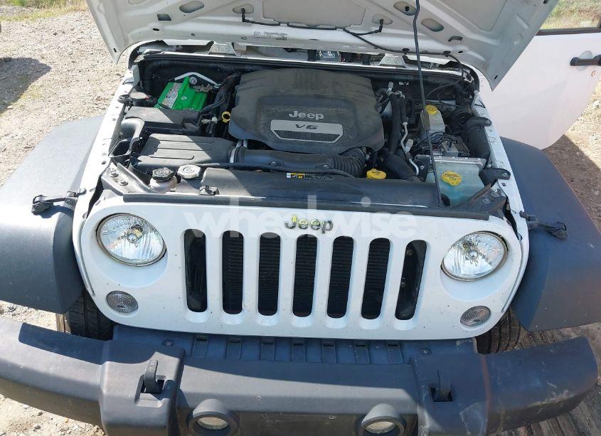 Photo 10 of 2017 Jeep Wrangler UNLIMITED SPORT 4X4 (VIN 1C4BJWDG4HL639590)