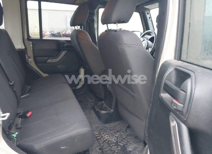 Photo 8 of 2017 Jeep Wrangler UNLIMITED SPORT 4X4 (VIN 1C4BJWDG4HL724929)