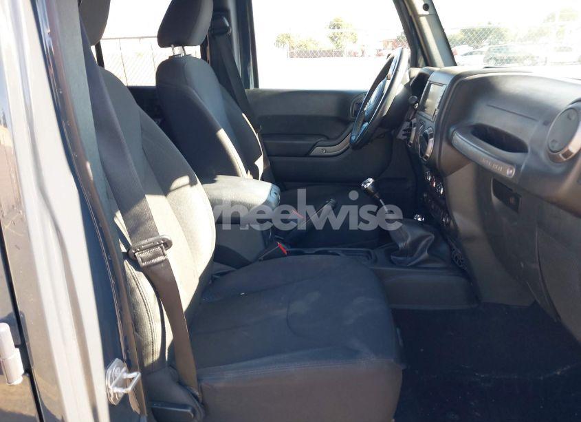 Photo 5 of 2018 Jeep Wrangler JK UNLIMITED WILLY WHEELER W 4X4 (VIN 1C4BJWDG4JL868700)