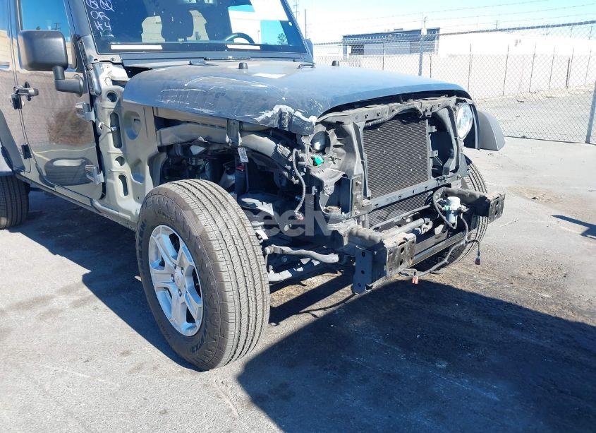 Photo 6 of 2018 Jeep Wrangler JK UNLIMITED WILLY WHEELER W 4X4 (VIN 1C4BJWDG4JL868700)