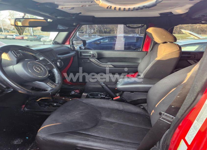 Photo 5 of 2014 Jeep Wrangler UNLIMITED (VIN 1C4BJWDG5EL120219)