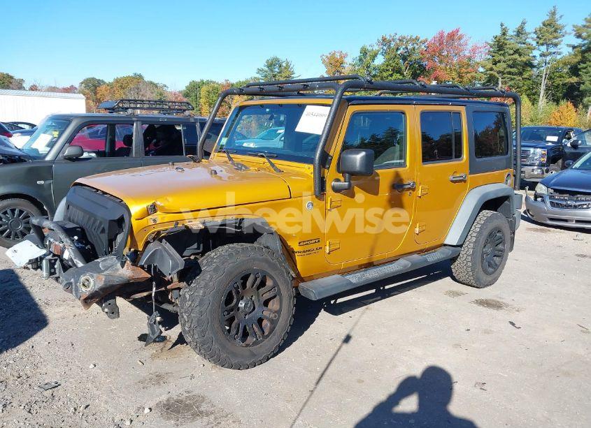 Photo 2 of 2014 Jeep Wrangler UNLIMITED SPORT (VIN 1C4BJWDG5EL267723)