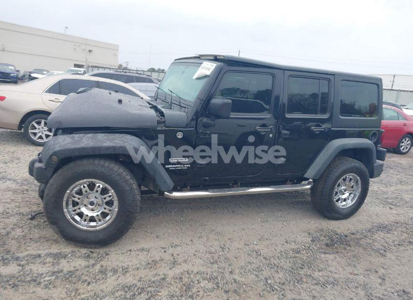Photo 14 of 2014 Jeep Wrangler UNLIMITED SPORT (VIN 1C4BJWDG5EL292444)