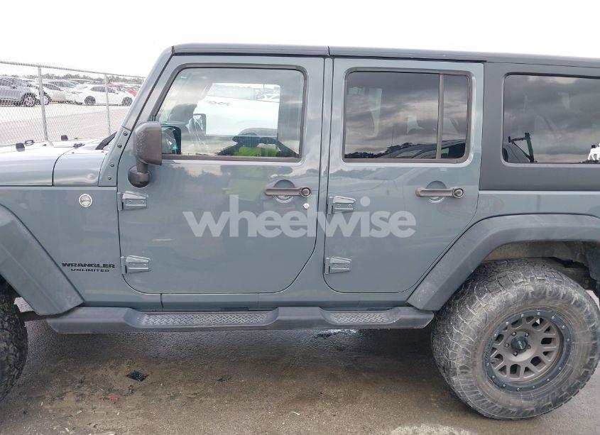 Photo 15 of 2014 Jeep Wrangler UNLIMITED SPORT (VIN 1C4BJWDG5EL319545)