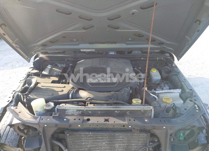 Photo 10 of 2014 Jeep Wrangler UNLIMITED SPORT (VIN 1C4BJWDG5EL327225)