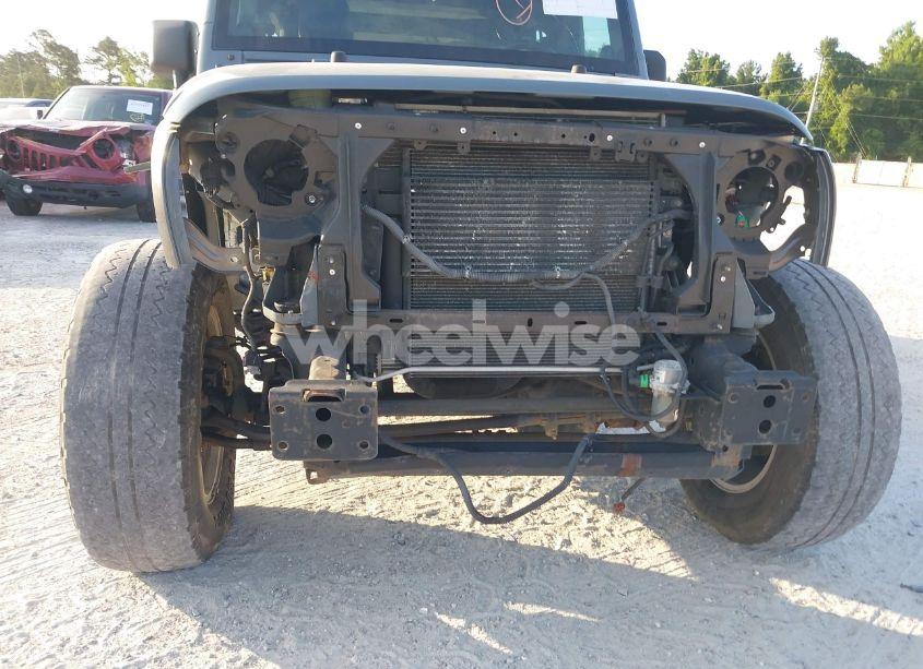 Photo 18 of 2014 Jeep Wrangler UNLIMITED SPORT (VIN 1C4BJWDG5EL327225)