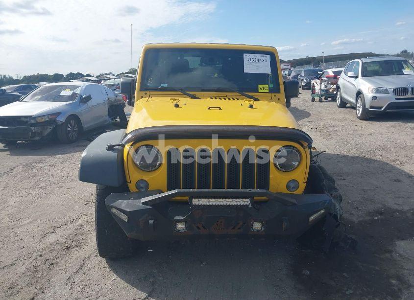 Photo 12 of 2015 Jeep Wrangler UNLIMITED SPORT (VIN 1C4BJWDG5FL573788)