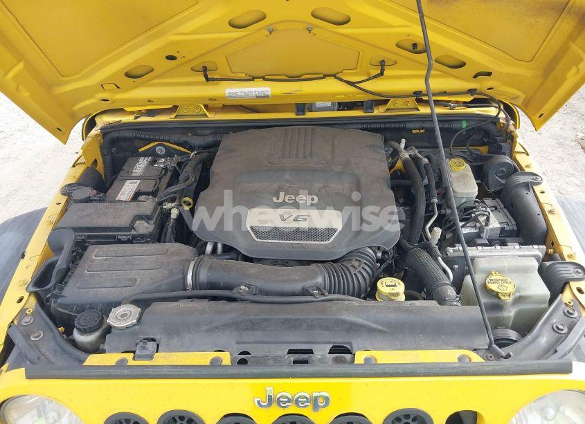 Photo 10 of 2015 Jeep Wrangler UNLIMITED SPORT (VIN 1C4BJWDG5FL589750)