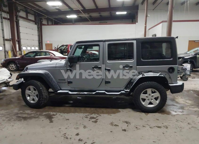 Photo 14 of 2015 Jeep Wrangler UNLIMITED SPORT (VIN 1C4BJWDG5FL761050)