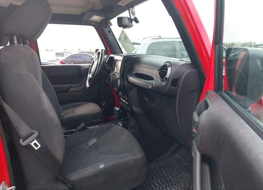 Photo 5 of 2016 Jeep Wrangler UNLIMITED BLACK BEAR (VIN 1C4BJWDG5GL150422)