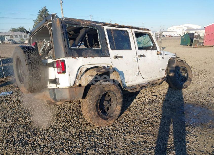 Photo 4 of 2016 Jeep Wrangler UNLIMITED SPORT (VIN 1C4BJWDG5GL220663)