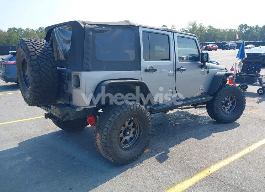 Photo 4 of 2016 Jeep Wrangler UNLIMITED SPORT (VIN 1C4BJWDG5GL270270)