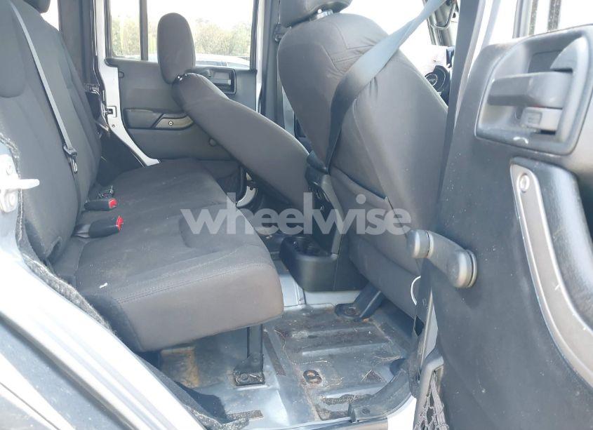 Photo 8 of 2016 Jeep Wrangler UNLIMITED SPORT (VIN 1C4BJWDG5GL270270)