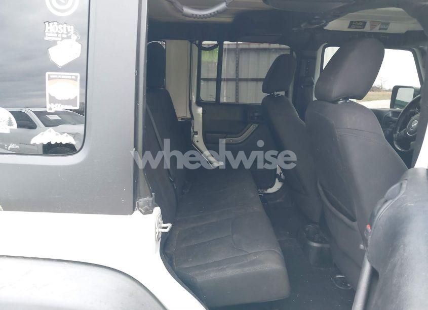 Photo 5 of 2016 Jeep Wrangler UNLIMITED SPORT (VIN 1C4BJWDG5GL286310)