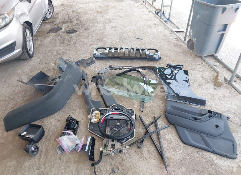 Photo 12 of 2017 Jeep Wrangler UNLIMITED SPORT 4X4 (VIN 1C4BJWDG5HL508796)