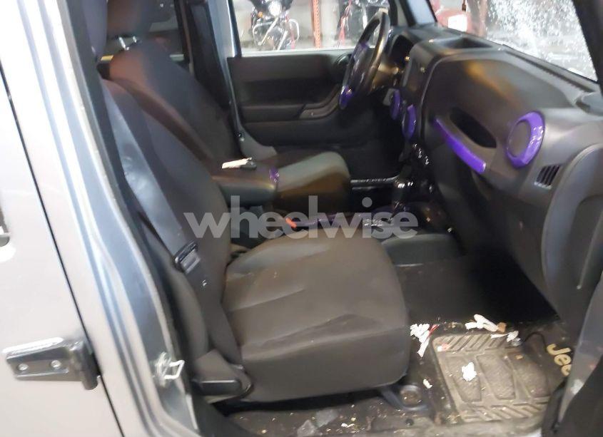 Photo 5 of 2017 Jeep Wrangler UNLIMITED SPORT (VIN 1C4BJWDG5HL551406)