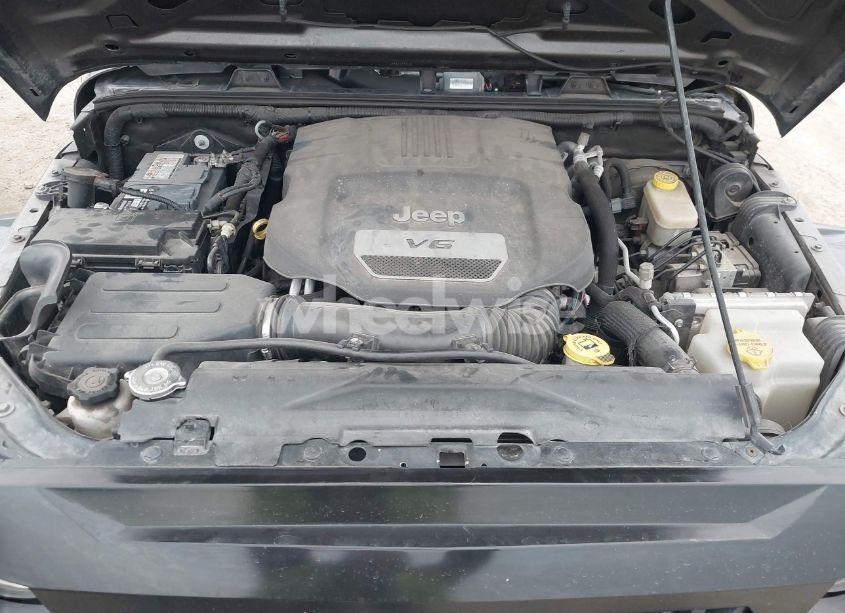 Photo 10 of 2017 Jeep Wrangler UNLIMITED SPORT 4X4 (VIN 1C4BJWDG5HL554161)