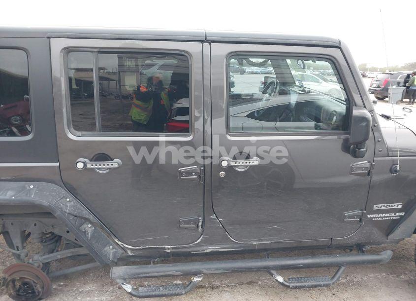 Photo 13 of 2017 Jeep Wrangler UNLIMITED SPORT 4X4 (VIN 1C4BJWDG5HL554161)